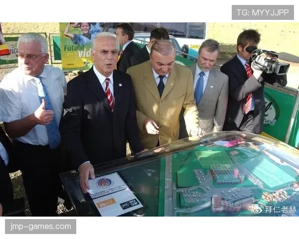 贝肯鲍尔足球智慧引领战略革新，助力球队表现持续攀升