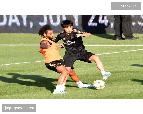 阿切尔比防线稳健发挥，关键影响力助球队持续稳定表现