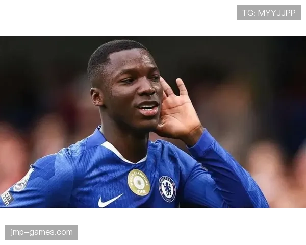 凯塞多状态持续攀升,稳居球场中坚核心 凯塞多状态持续攀升,稳居球场中坚核心